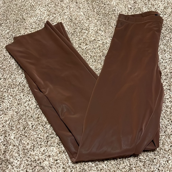Naked wardrobe faux leather pants - Picture 3 of 7